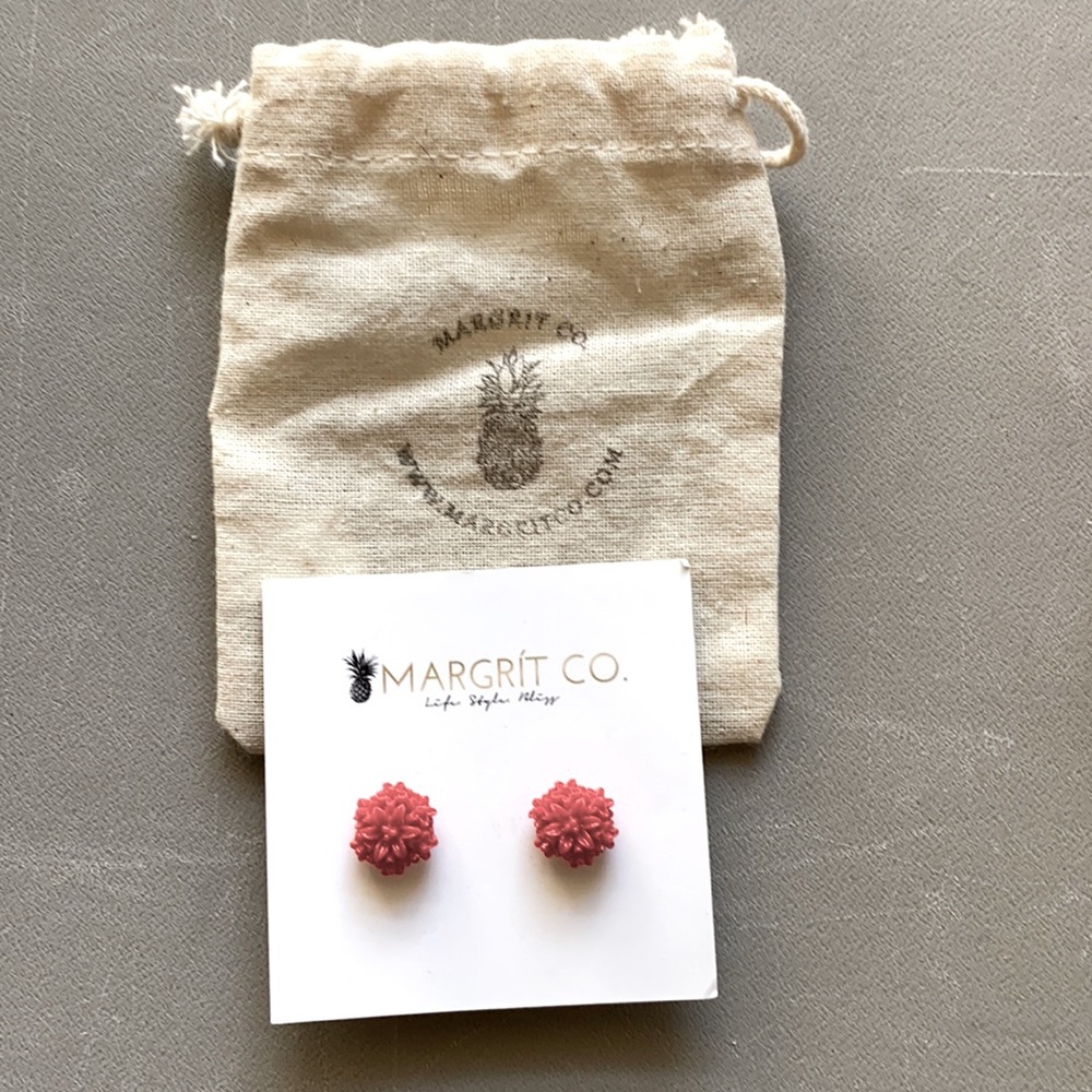 Earrings - Picture 1 of 4